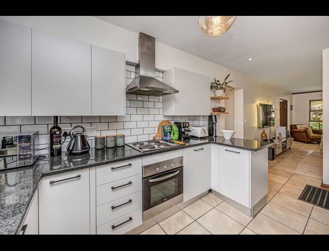 2 BEDROOM APARTMENT RENTED IN DAINFERN